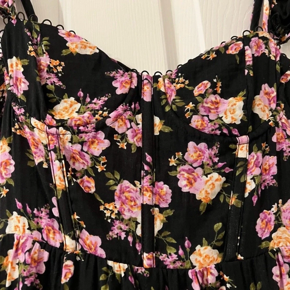 ASTR Wedelia Bustier Dress Black Floral - Picture 3 of 4